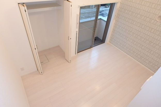 ルークス名古屋IIの居間写真