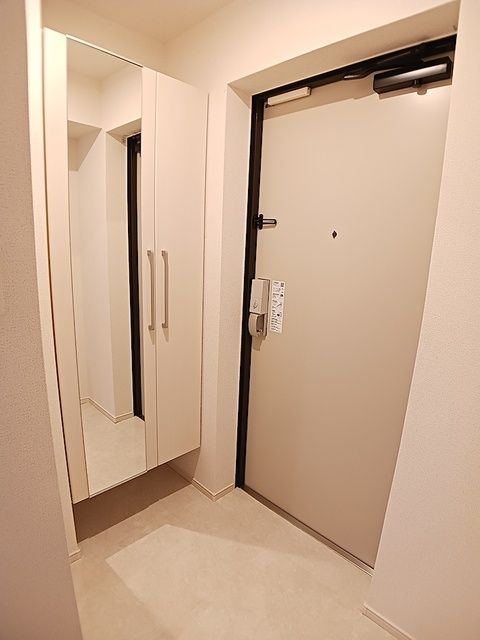 ＪＲ山手線 日暮里駅 徒歩12分 9階建 築1年の玄関写真