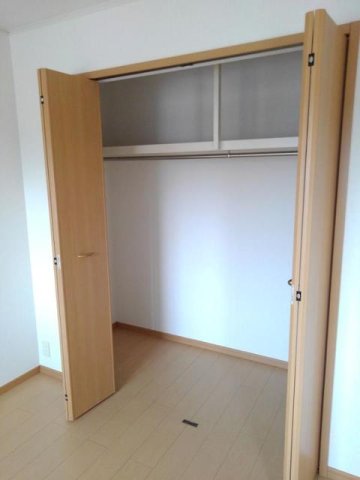 リバーサイド本山 Jの内装写真