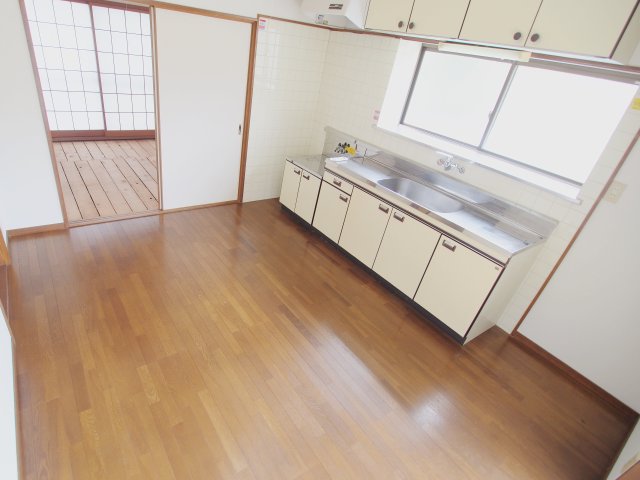 3DK Apartment in Minami-ku, Hiroshima, Hiroshima
