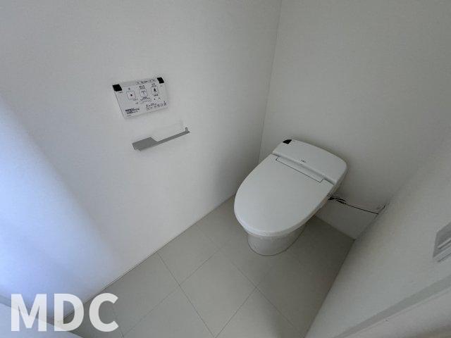 ＪＲ高徳線 板東駅 徒歩29分 2階建 築11年のトイレ写真