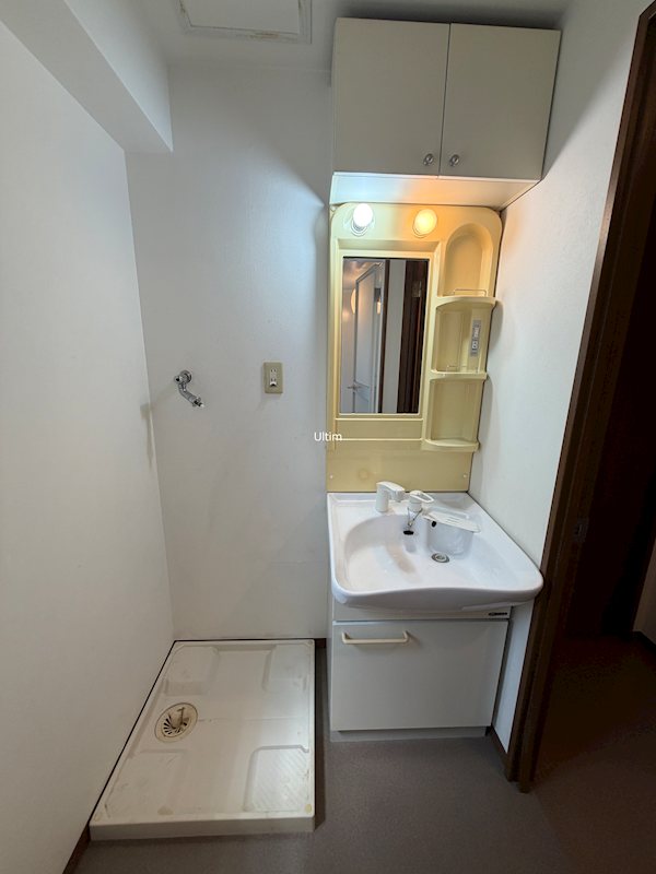 洗面設備　※別のお部屋の写真です