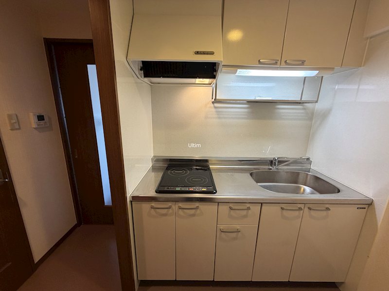 キッチン　※別のお部屋の写真です