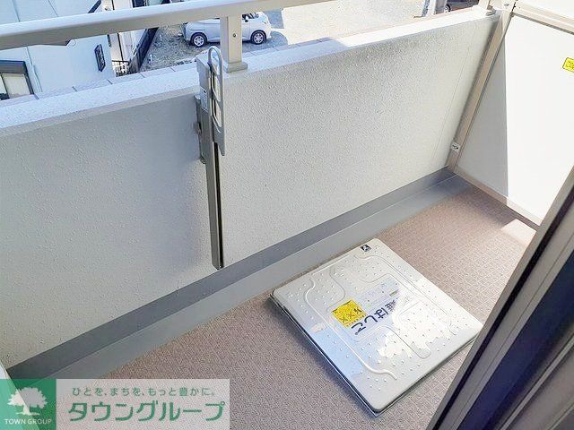 バルコニー　同物件別部屋写真