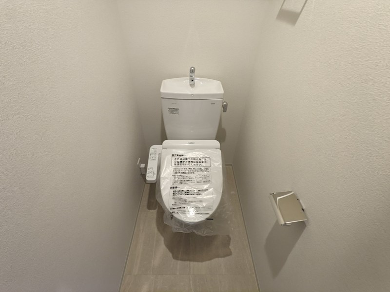 プレサンスブルーム新神戸のトイレ写真