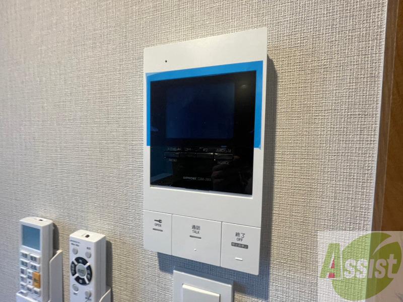 セキュリティ　ＴＶモニター付インターホンです。来客者の顔が見えるので安心！