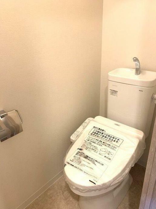 東京メトロ有楽町線 護国寺駅 徒歩4分 10階建 築6年のトイレ写真