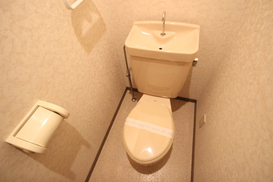 トイレ　※別部屋の写真です