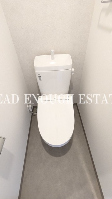 Alivis今福鶴見駅前のトイレ写真
