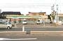 コンビニ　ファミリーマート秋田広面鍋沼店（コンビニ）まで249m