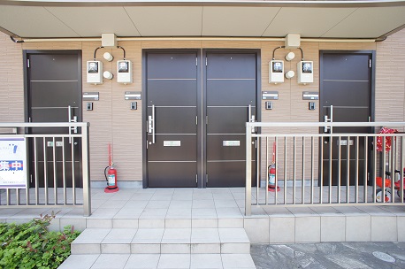 図書館　横浜市栄図書館（図書館）まで628m