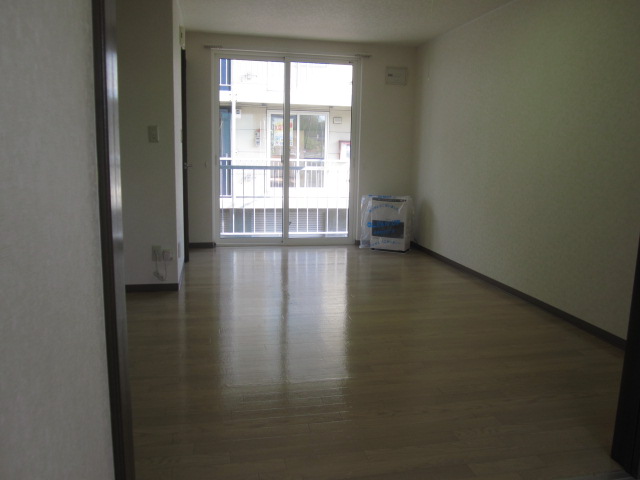 居室・リビング　居間