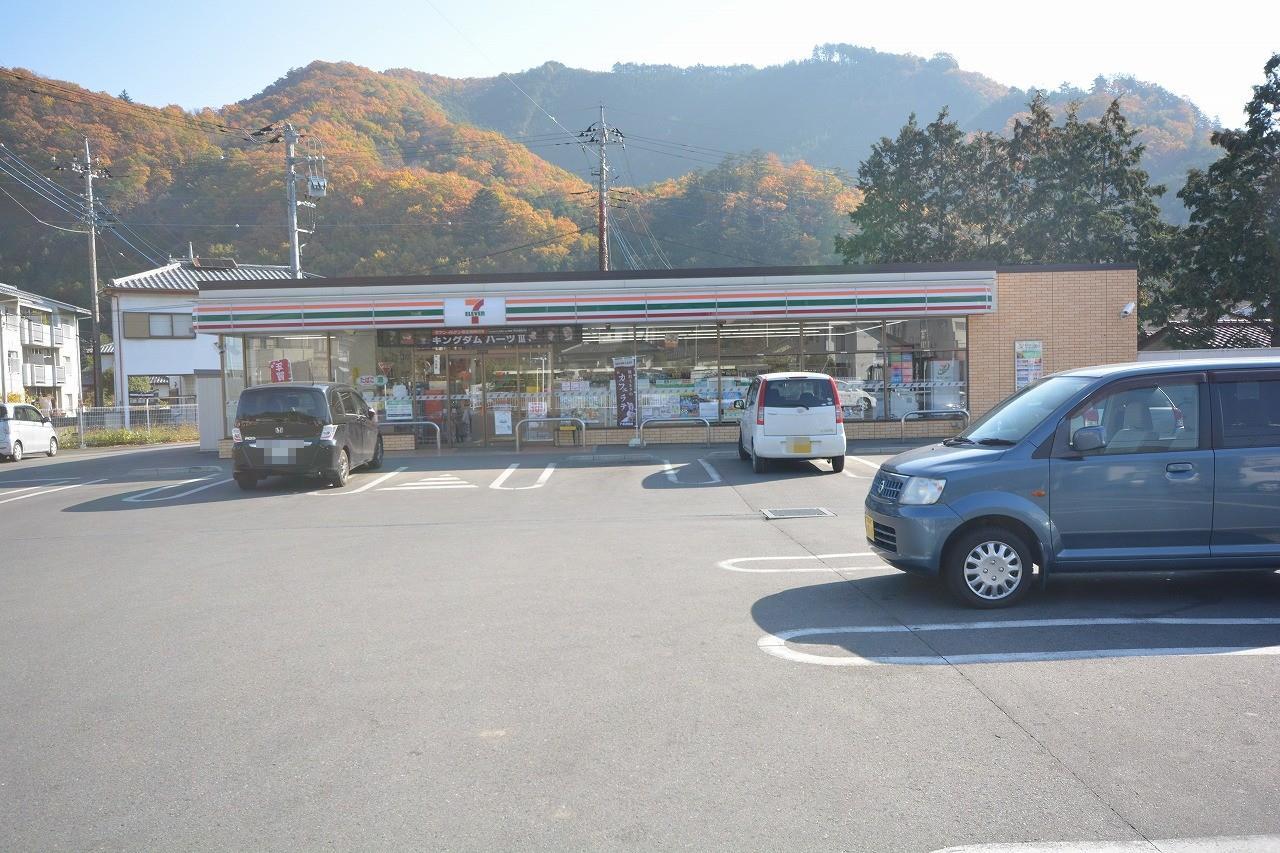 コンビニ　セブン-イレブン 桐生梅田１丁目店（コンビニ）まで519m