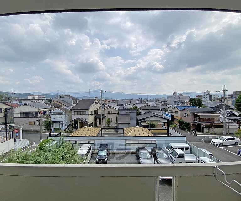眺望　東向きバルコニーからの景色です。