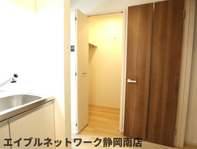 収納　十分な収納スペースがあります