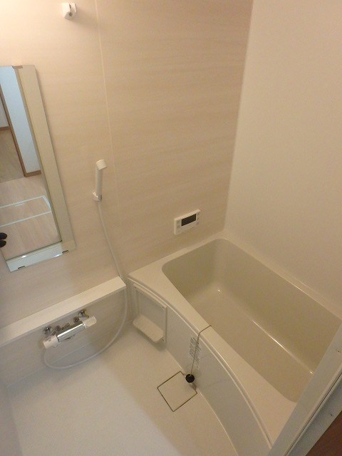 バス・シャワールーム　写真は同型タイプ