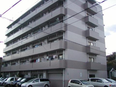 宇和島市朝日町のマンションの建物外観