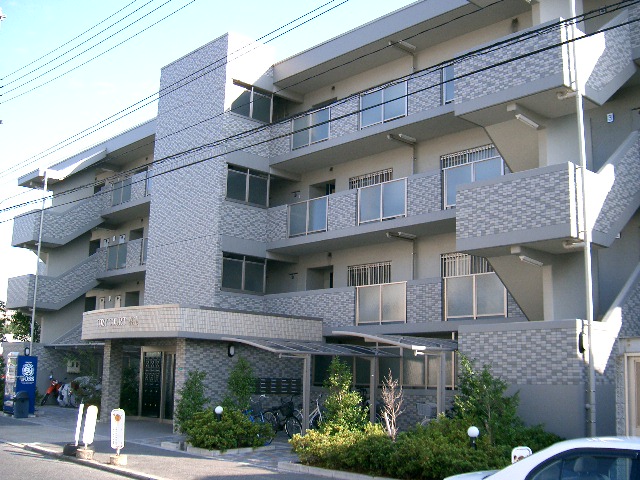 大阪市平野区喜連西のマンションの建物外観