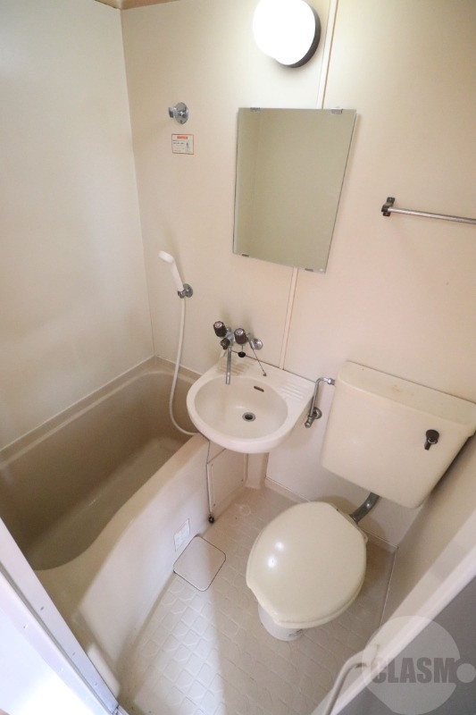 バス・シャワールーム　清潔感のあるバスルーム