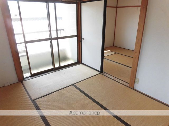 森コーポの居間写真