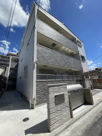 【ラモーナ中野本町IIの建物外観】