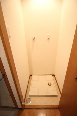 その他設備　室内洗濯パン