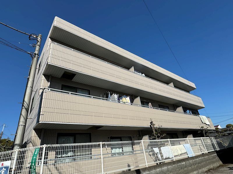 【川口市芝樋ノ爪のマンションの建物外観】