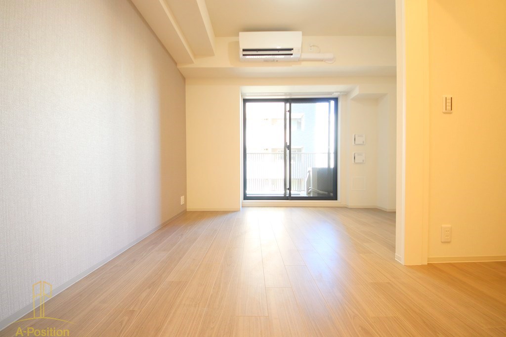 居室・リビング　コンフォリア・リヴ北久宝寺Q