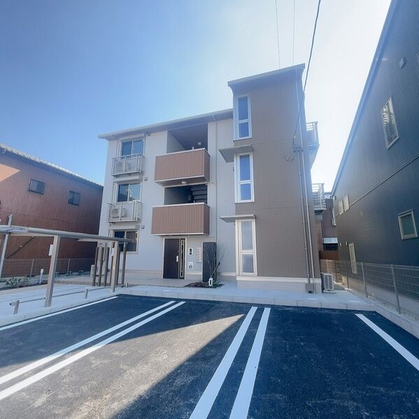 建物外観　建物外観