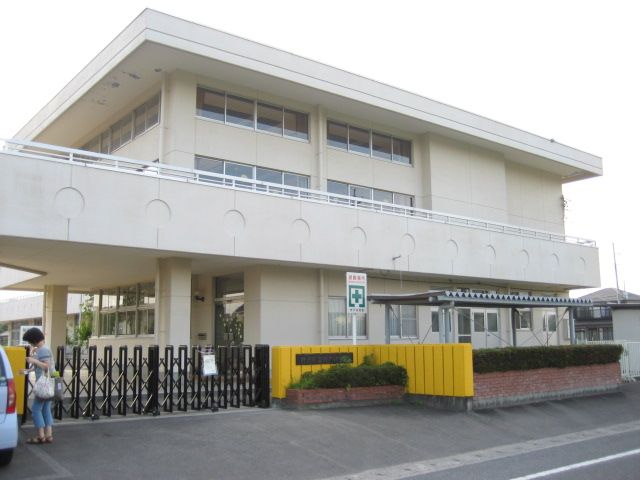 幼稚園・保育園　神戸幼稚園（幼稚園・保育園）まで250m