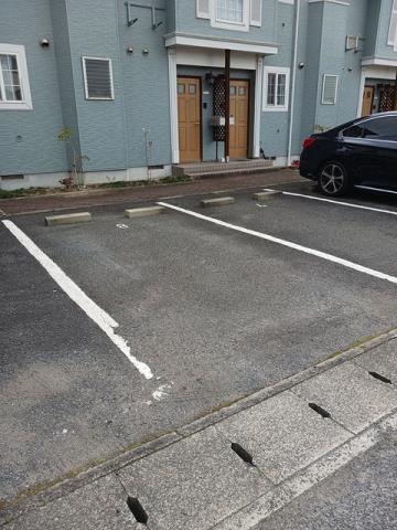 駐車場　エントランス