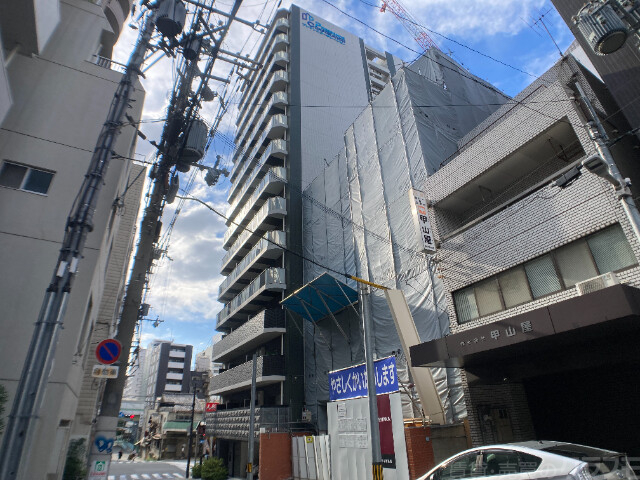 【プレサンス松屋町グレースの建物外観】