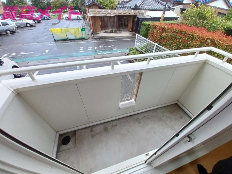 バルコニー　同物件別室の画像です