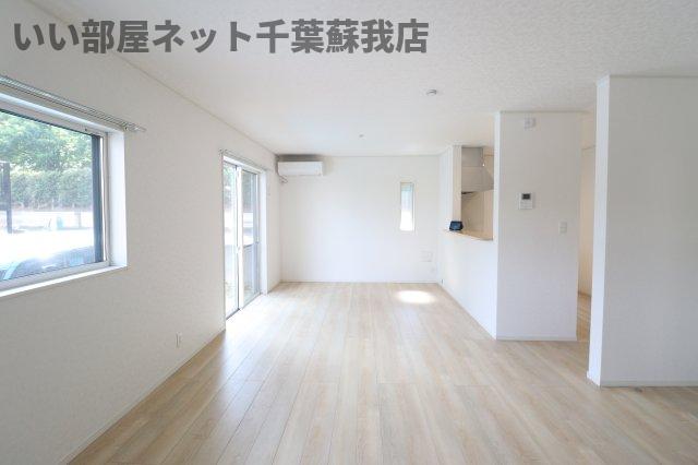 居室・リビング　ゆったりとした居間です