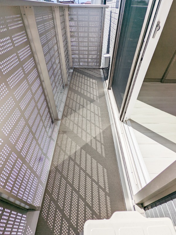 バルコニー　図面と現状に相違がある場合には現状を優先