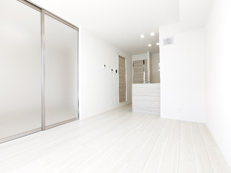 居室・リビング　図面と現状に相違がある場合には現状を優先