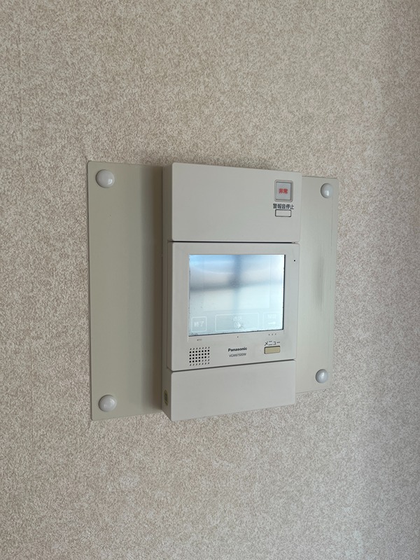 セキュリティ　TVモニター付インターホン