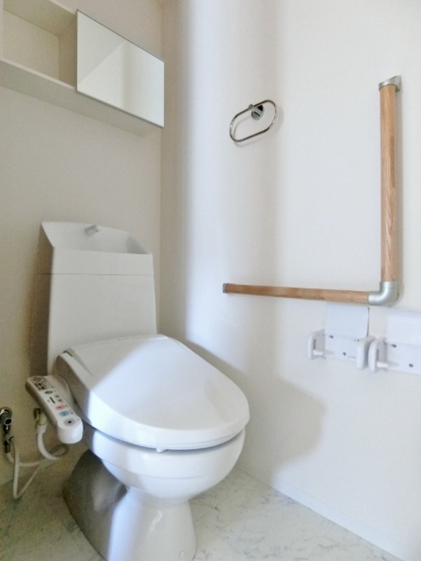 トイレ　図面と現状に相違がある場合には現状を優先