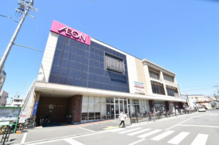 スーパー　イオンタウン諏訪の森（スーパー）まで527m