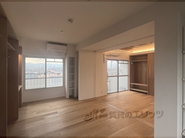 居室・リビング　洋室