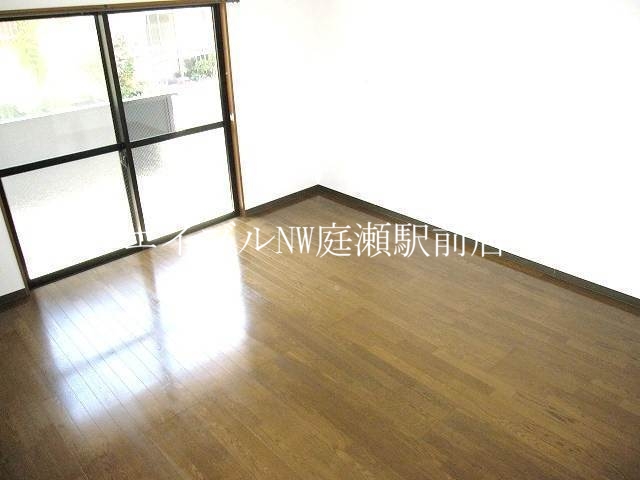 居室・リビング　陽当たり良好