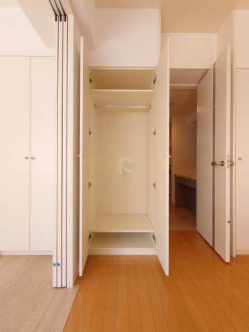 収納　トレディカーサ恵比寿