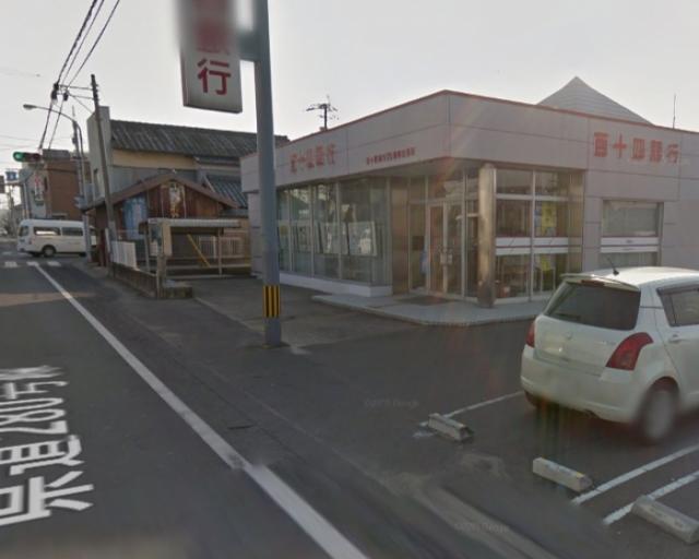 銀行　百十四銀行　浅野出張所（銀行）まで690m