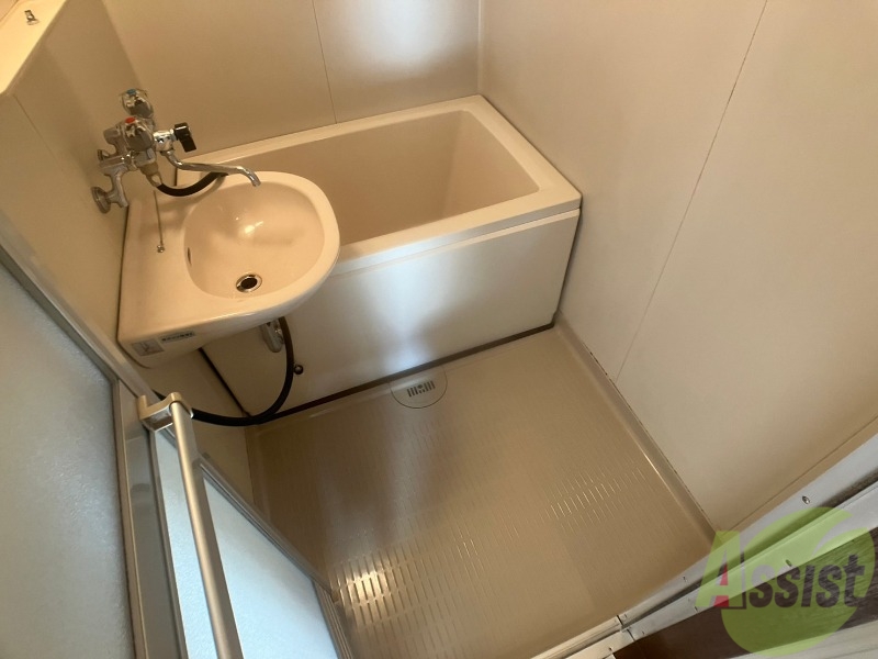 バス・シャワールーム　お風呂です。ゆっくりお風呂につかるのも体に良いですね～