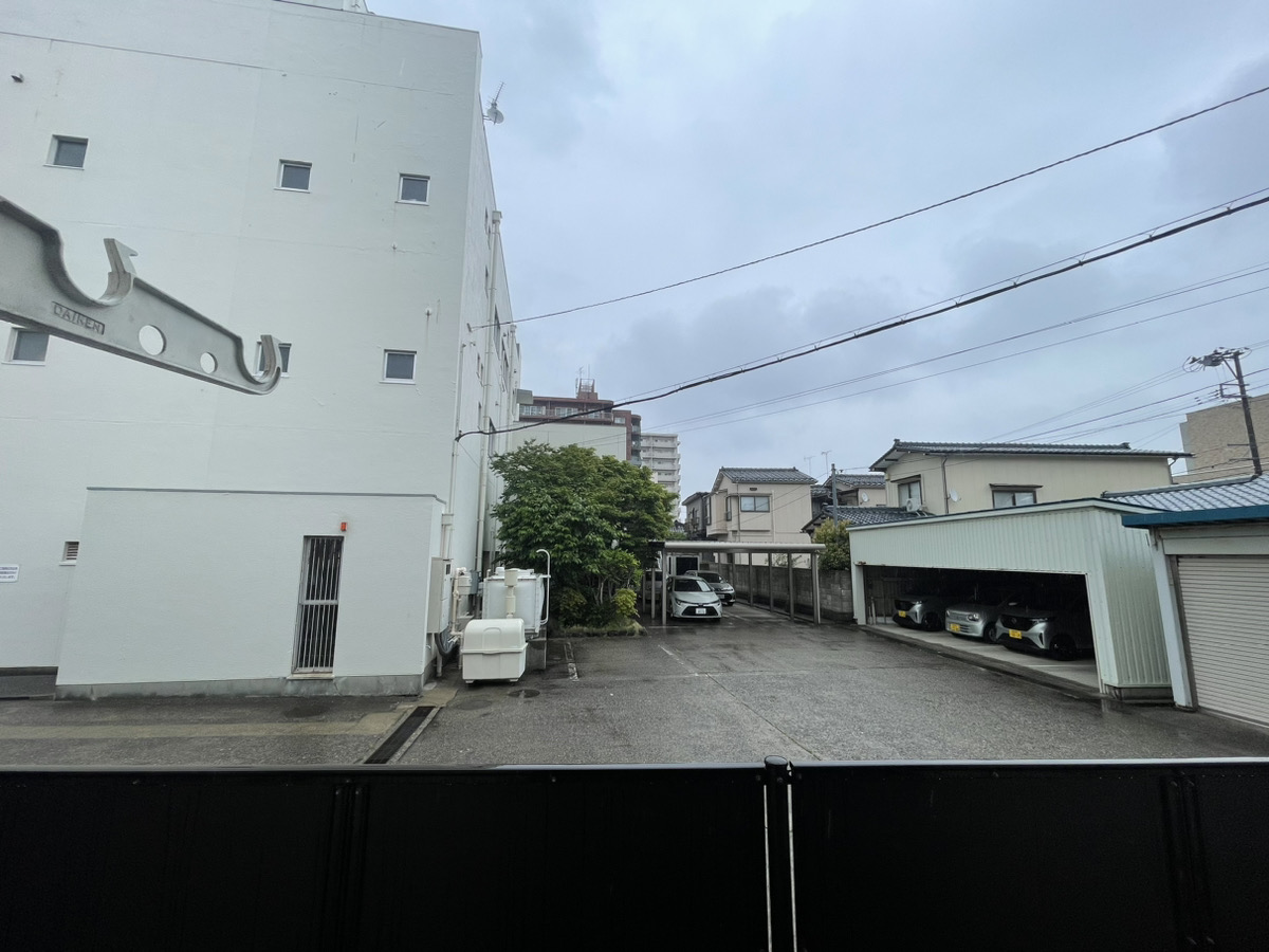 眺望　（参考）他室の写真を使用しています。現況優先となります。