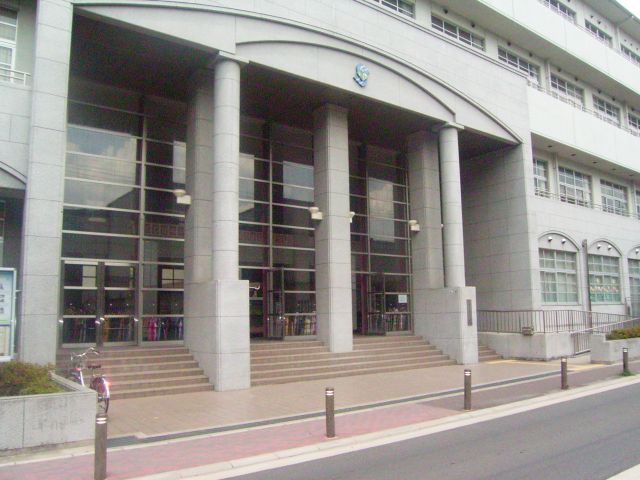 ドラックストア　スギ薬局 今出川新町店（ドラッグストア）まで370m