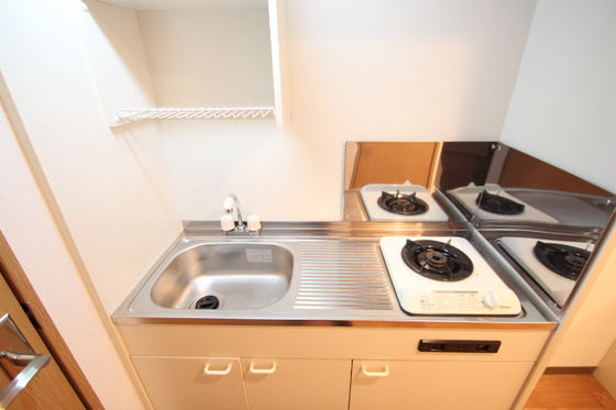 キッチン　※別部屋の写真です