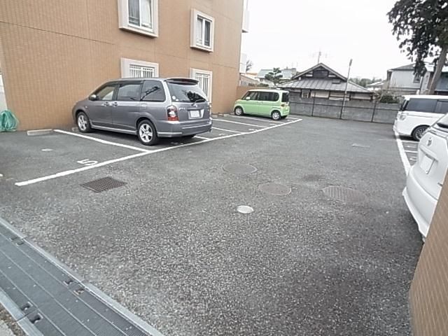駐車場　☆平面駐車場☆