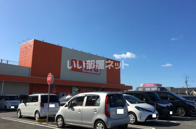 ショッピングセンター　ザ・ビッグ綾羅木店（ショッピングセンター）まで1503m