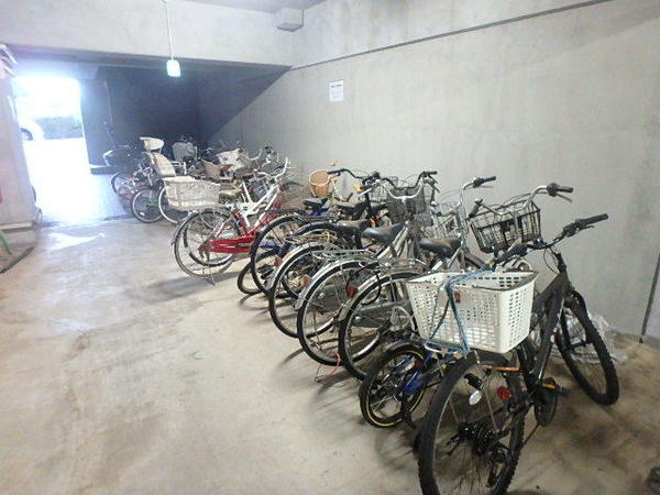 その他共有部分　駐輪場